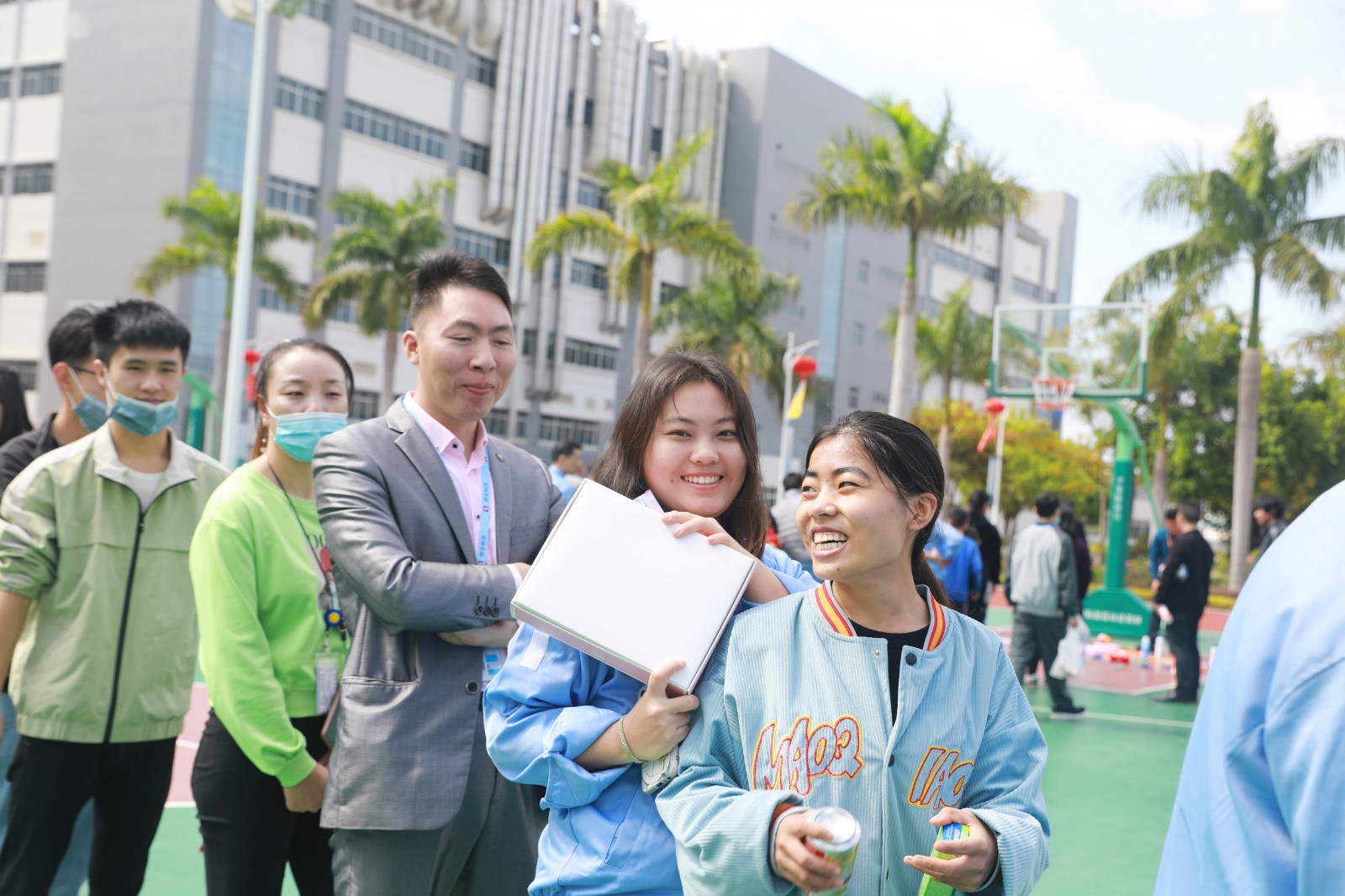 就地过年，年味不减—我在铂莱国际挺好的
